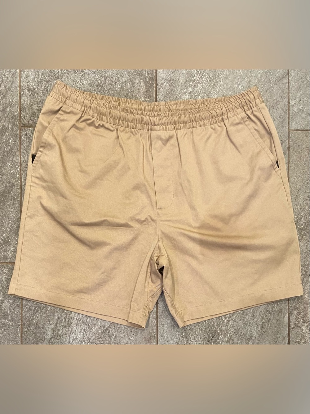 Nike SB Khaki Shorts - Men’s XL EUC
